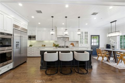 Tiny photo for 4469 Stern Ave Ave, Sherman Oaks, CA 91423 (MLS # SR26050032)