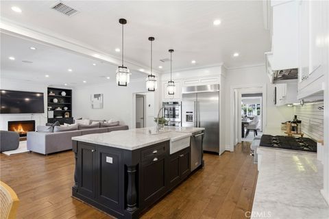 Tiny photo for 4469 Stern Ave Ave, Sherman Oaks, CA 91423 (MLS # SR26050032)