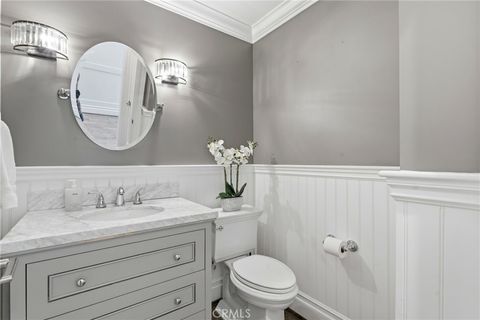 Tiny photo for 4469 Stern Ave Ave, Sherman Oaks, CA 91423 (MLS # SR26050032)