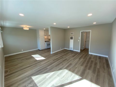 Photo of 919 E Acacia Avenue #K, Glendale, CA 91205 (MLS # GD26042718)