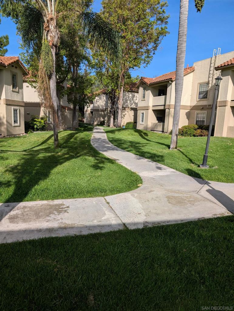 10347 Azuaga Street 87