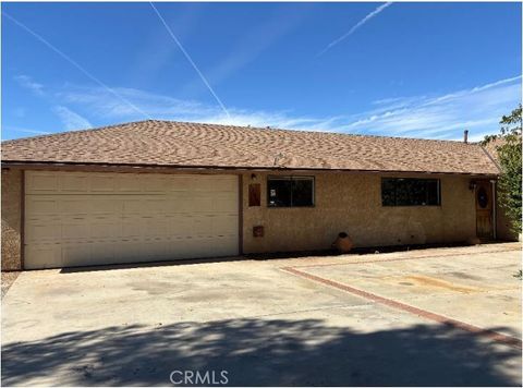 Photo of 11556 3rd Ave, Hesperia, CA 92345 (MLS # HD25243446) Photo of 11556 3rd Ave, Hesperia, CA 92345 (MLS # HD25243446)