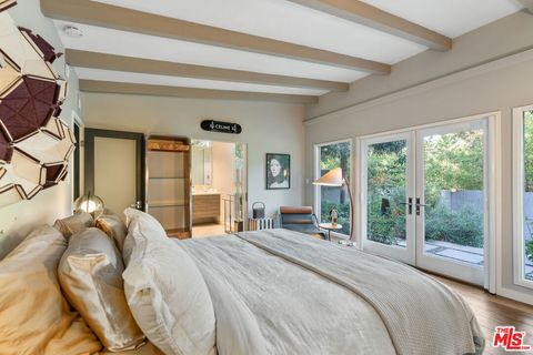 Tiny photo for 8581 Appian Way, Los Angeles, CA 90046 (MLS # 26659693)