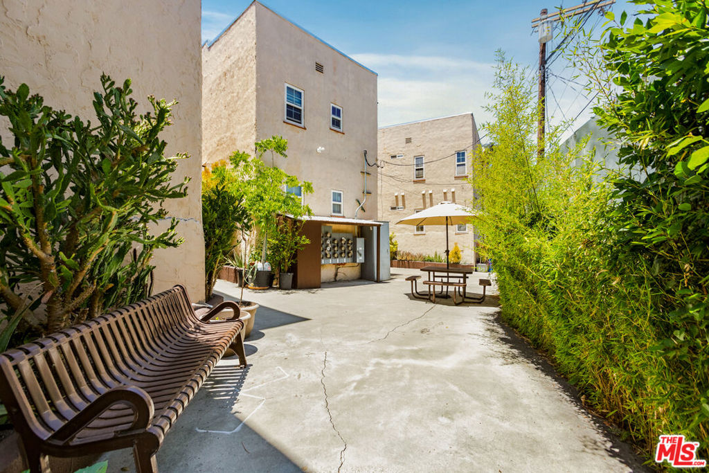 Properties 3 5320 W Olympic Boulevard