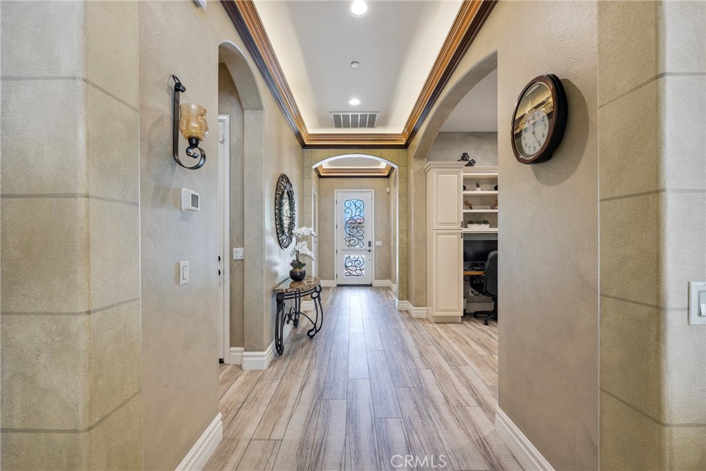 24368 Overlook