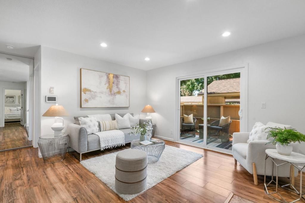 listing image 130724963055808751339