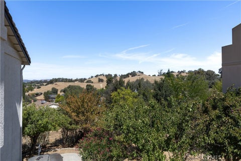 Tiny photo for 5065 Meadow Lark LN, Paso Robles, CA 93446 (MLS # NS26179745)