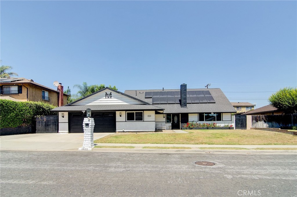 1523 Finegrove Avenue
