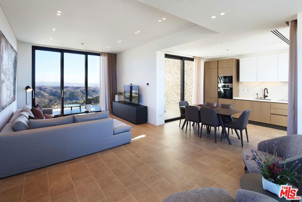 1 Green Ridge Villa, Pafos, Cyprus
