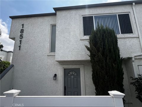 Photo of 18511 Mayall Street #A, Northridge, CA 91324 (MLS # SR26103252)