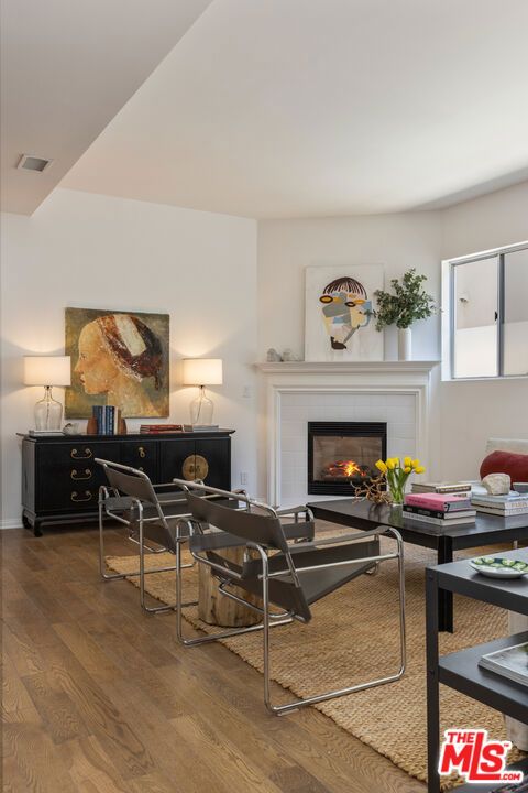 Photo of 511 San Vicente Boulevard #106, Santa Monica, CA 90402 (MLS # 26674087)