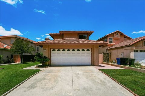 Photo of 11472 Citrus Glen Ln LN, Fontana, CA 92337 (MLS # PW26113359)