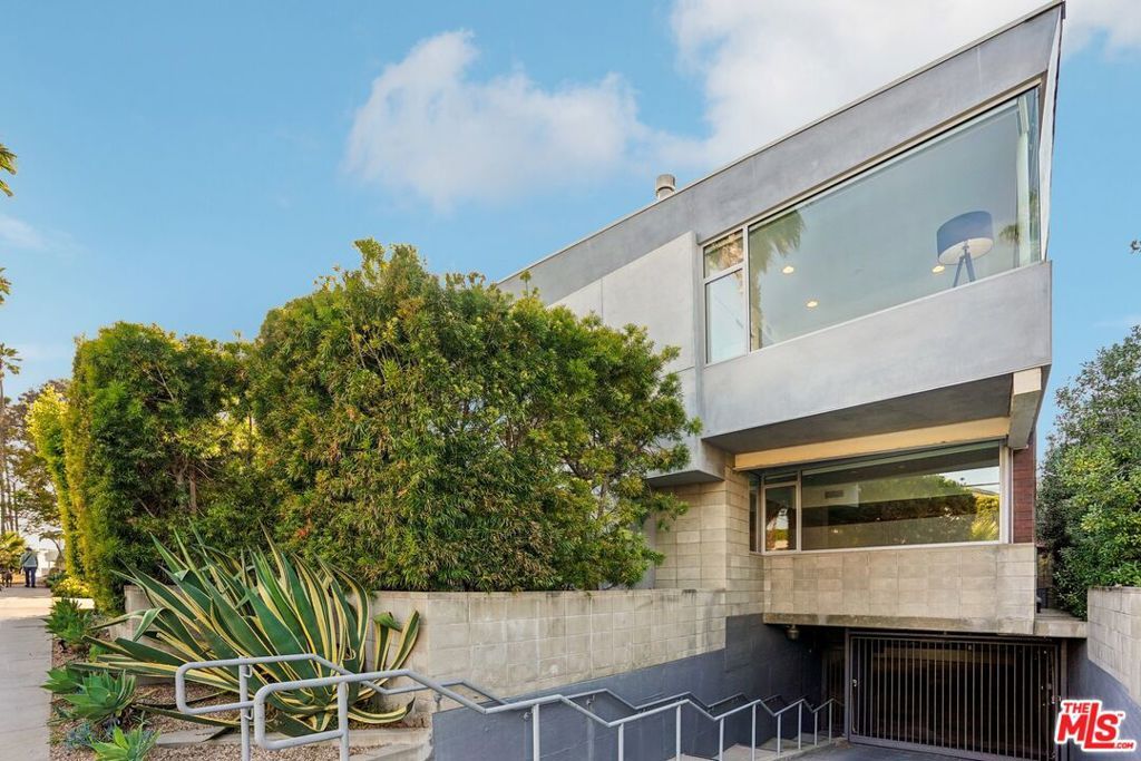 Photo of 639 Pacific Street #A, Santa Monica, CA 90405 (MLS # 26750171)