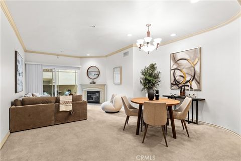 Photo of 10715 Camarillo Street #203, North Hollywood, CA 91602 (MLS # SR26037566)