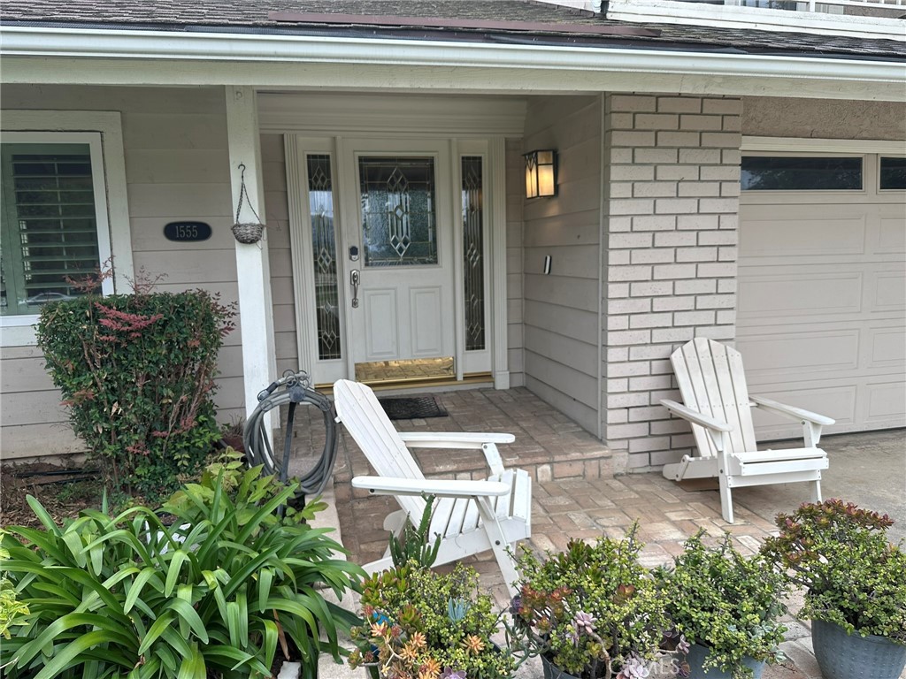 1555 Lynne Court