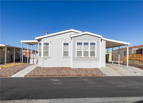 Photo of 2107 Colleen Drive, Rosamond, CA 93560 (MLS # SR25276438)