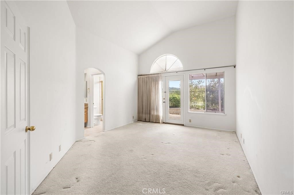 430 Fresh Meadows