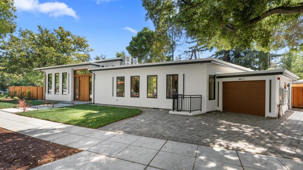 90 Crescent Drive