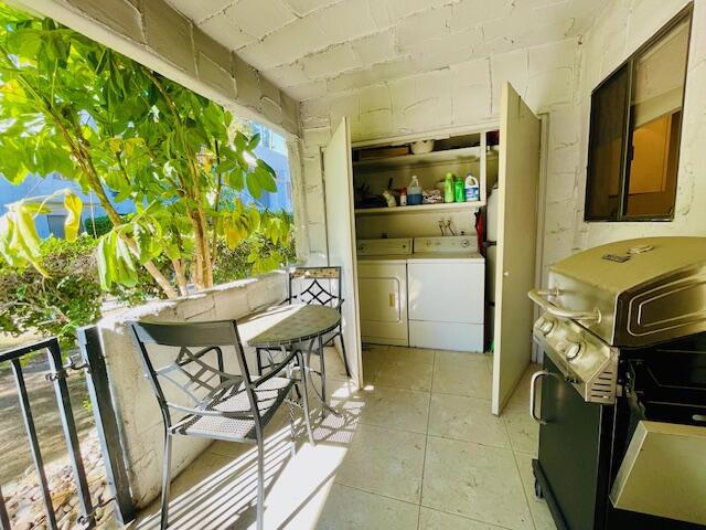 Palm Canyon Villas - Residential Lease