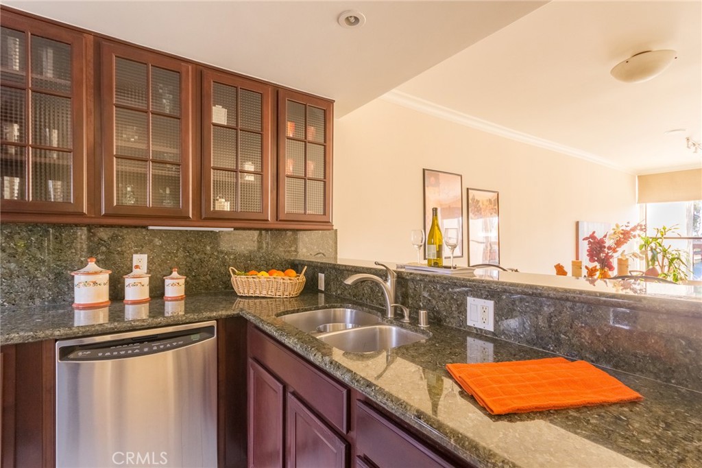 Marina Pacifica (MRP) - Residential
