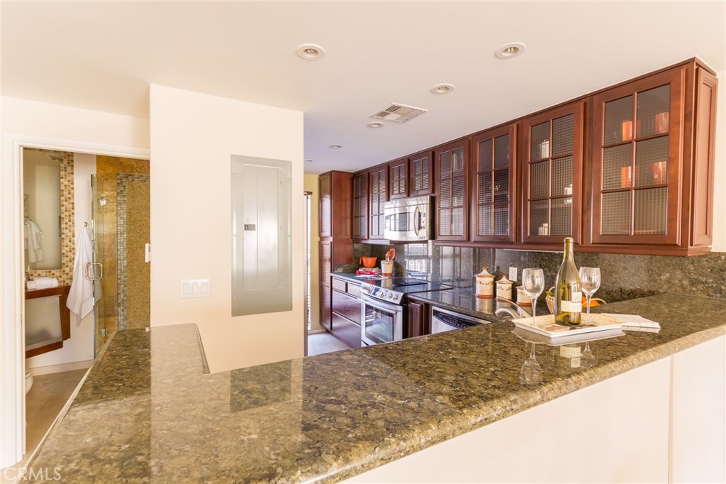 Marina Pacifica (MRP) - Residential