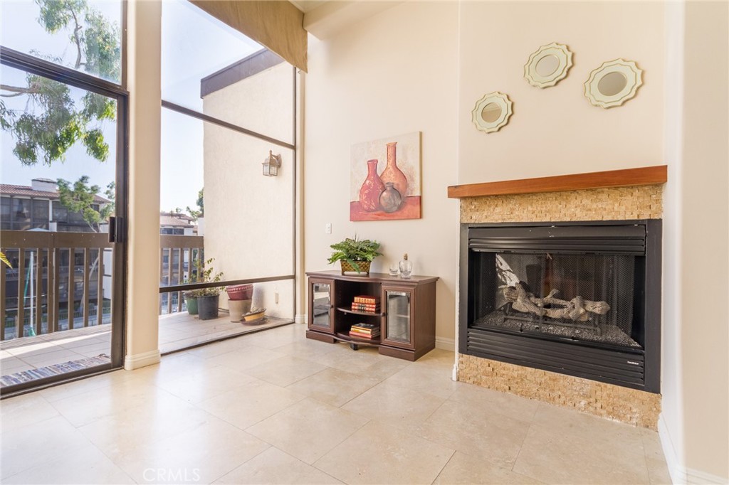 Marina Pacifica (MRP) - Residential