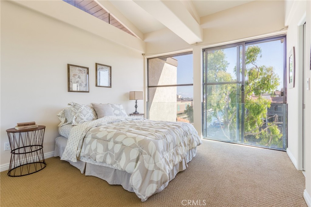 Marina Pacifica (MRP) - Residential