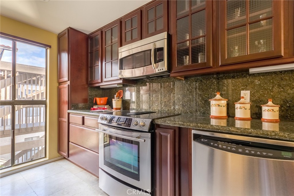 Marina Pacifica (MRP) - Residential