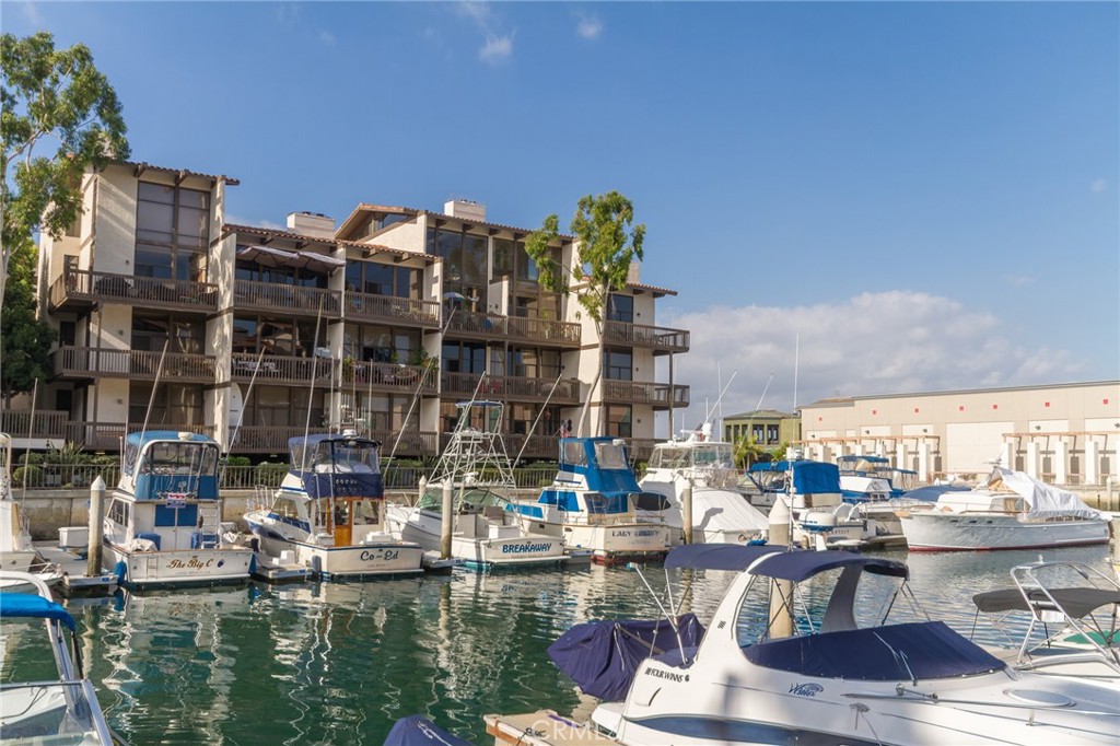 Marina Pacifica (MRP) - Residential