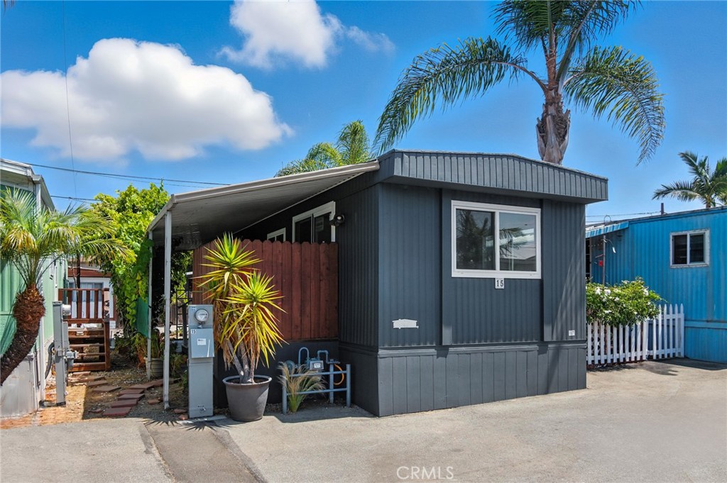 Welcome to this beautifully updated mobile home nestled in West Torrance. This 1-bedroom, 1-bathroom residence offers a perfect blend of comfort and modern living. Step inside to discover an open floor plan that enhances the sense of space. The living area is designed for relaxation, featuring ample natural light and generous storage space. Outside, enjoy a peaceful retreat in your shaded yard—ideal for outdoor dining, gardening, or soaking in the refreshing afternoon ocean breeze. With its prime location in West Torrance, you'll have easy access to local amenities, shopping centers, parks, and you'll be only 2.5 miles from the beach. This home is perfect for those seeking a serene setting without compromising on convenience. Don't miss the opportunity to make this delightful mobile home your own!