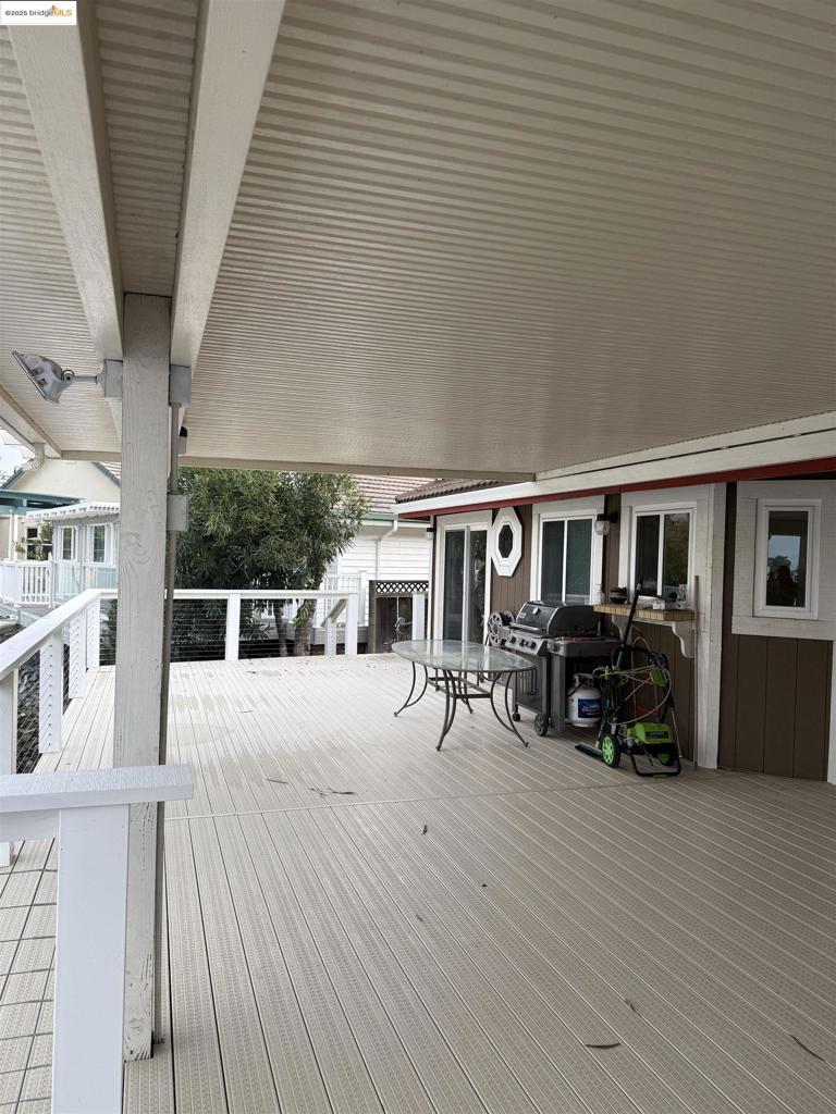 DELTA WATERFRONT ACCESS - Residential