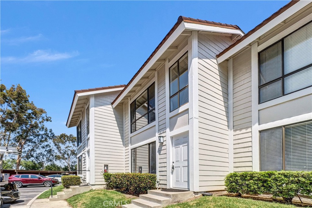 Clean, well planned floor plan with small patio space, large kitchen/dining area, new air conditioning system, half bath, storage, living room on lower level . Two large bedrooms with walk in closets, laundry space and full bath. Small pet acceptable, one assigned parking space out front and carport with storage.