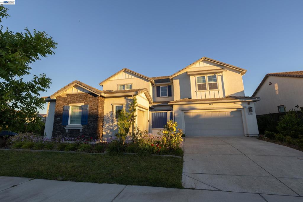10400 Montaria Way