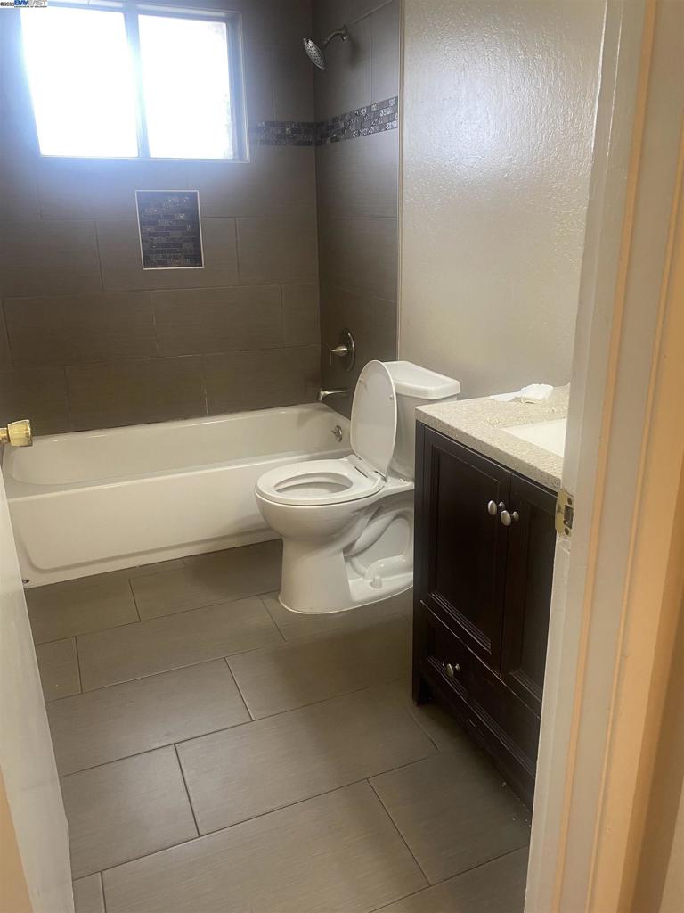 CONTRA LOMA ESTS - Residential