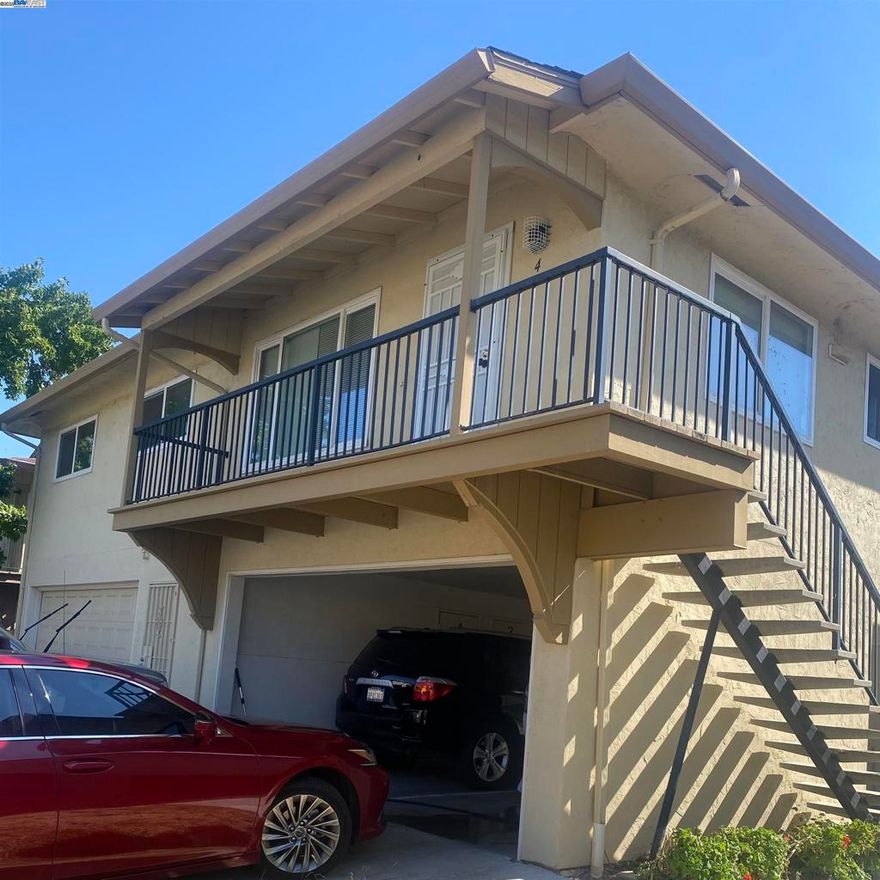 Beautiful Upstairs Unit For Sale! Two Bedroom, One Bathroom Condo Featuring a Spacious Living Room, Cozy Dining Area, Laminate Flooring Throughout Bathroom & Kitchen Floor.  Bathroom is Fully Upgraded as Kitchen Has A Fully Upgraded Backsplash.  This Unit is Situated Above Your Own Garage For Easy Access.  All Centrally Located Close to Restaurants, Shopping and Schools, with Convenient Freeway Access and Only Minutes Away from the Bart Station!  Come Check Out This Potential Investment Opportunity!