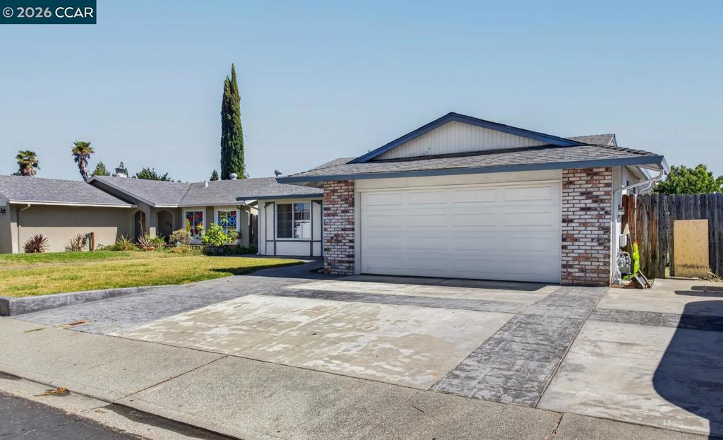 130 Jennifer Ln