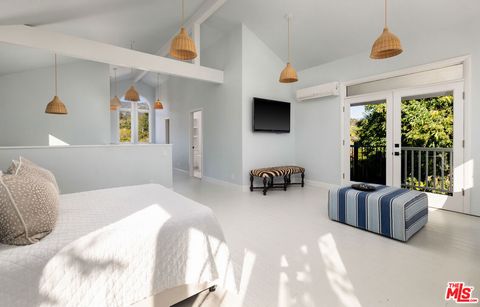 Tiny photo for 31 Cedar Lane, Santa Barbara, CA 93108 (MLS # 25608453)