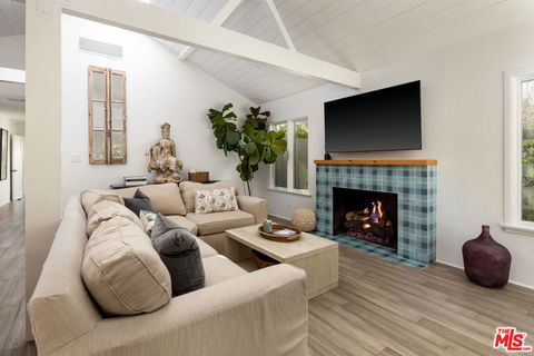 Tiny photo for 31 Cedar Lane, Santa Barbara, CA 93108 (MLS # 25608453)