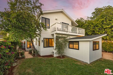 Tiny photo for 31 Cedar Lane, Santa Barbara, CA 93108 (MLS # 25608453)