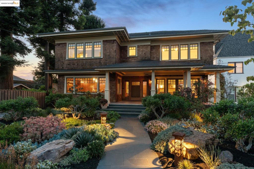 UPPER LAKESHORE - Residential