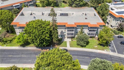 Photo of 2401 Via Mariposa W #2A, Laguna Woods, CA 92637 (MLS # OC26179204)