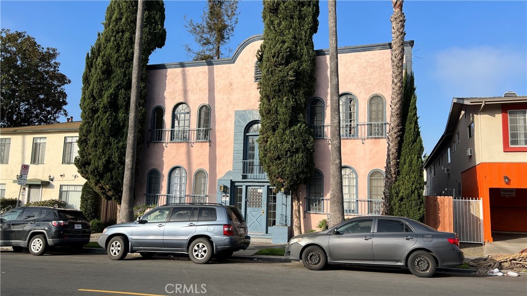 Properties 3 1537 Corinth Avenue