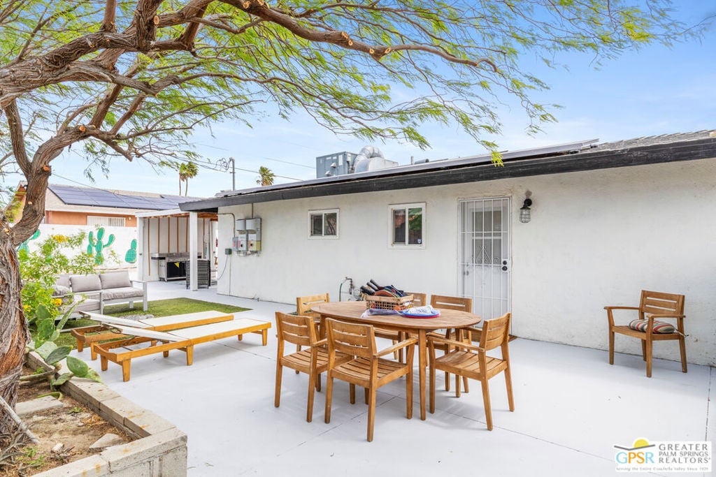 394 W Bon Air Drive