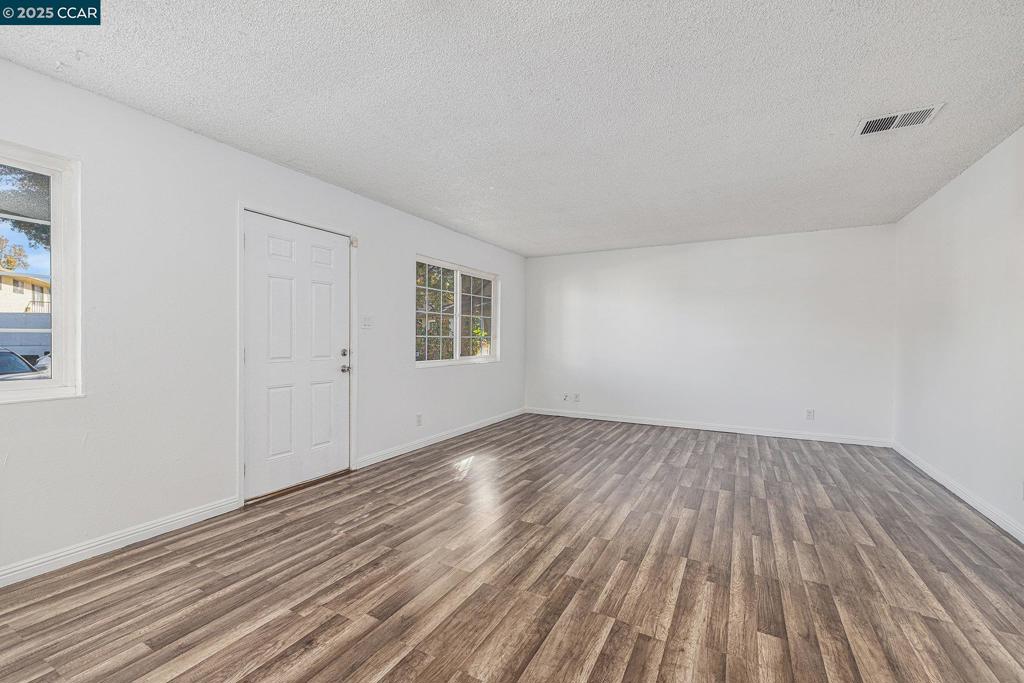 CONTRA LOMA ESTS - Residential