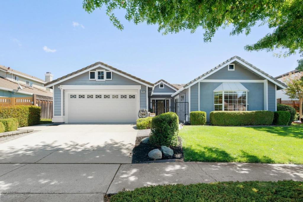 Photo of 9412 Saddler Drive, Gilroy, CA 95020 (MLS # ML82060862)