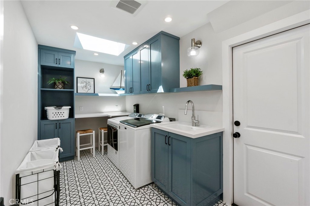 Villas (N.S.) (NSV) - Residential Lease