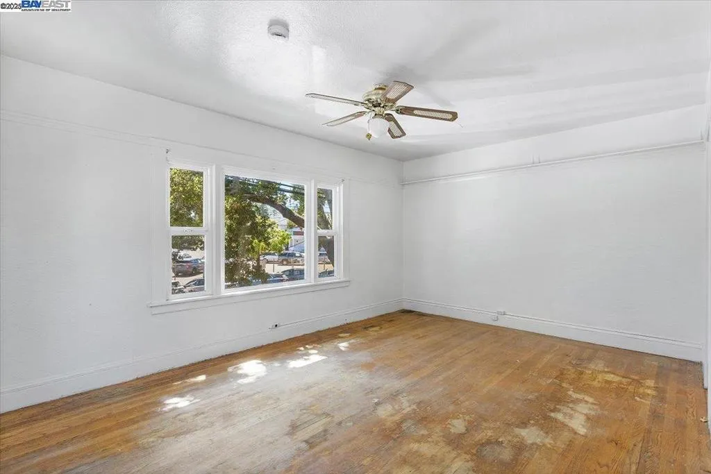 Alameda, California 94501, United States, ,Residential,Active,186942