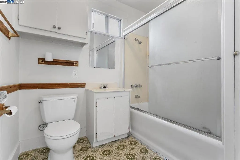 Alameda, California 94501, United States, ,Residential,Active,186942