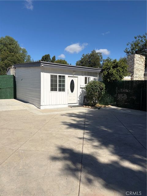 Photo of 8561 orion av AVE #1, North Hills, CA 91343 (MLS # SR26117441)