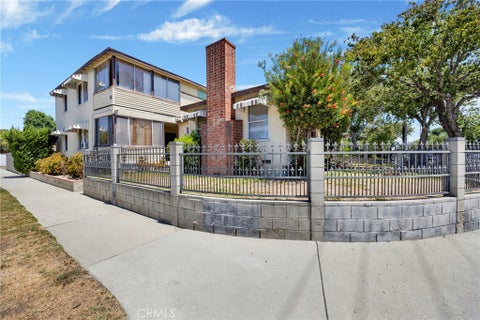 Photo of 12759 Oxnard ST, North Hollywood, CA 91606 (MLS # SR26163063)
